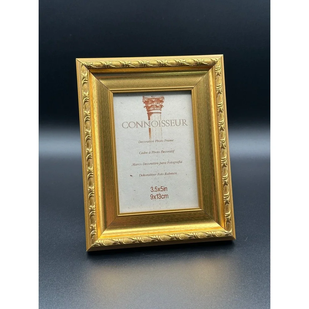 Connoisseur Gold Gilded Vintage Decorative Photo Frame 3.5x5 Tabletop USA